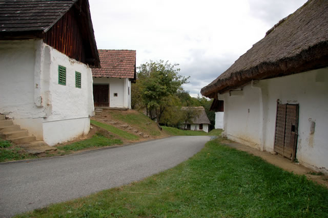 35_DSC_2519.EBV22_Stegersbach_2008_Weinkultur_Heiligenbrunn