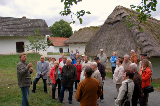 36_DSC_2518.EBV22_Stegersbach_2008_Weinkultur_Heiligenbrunn