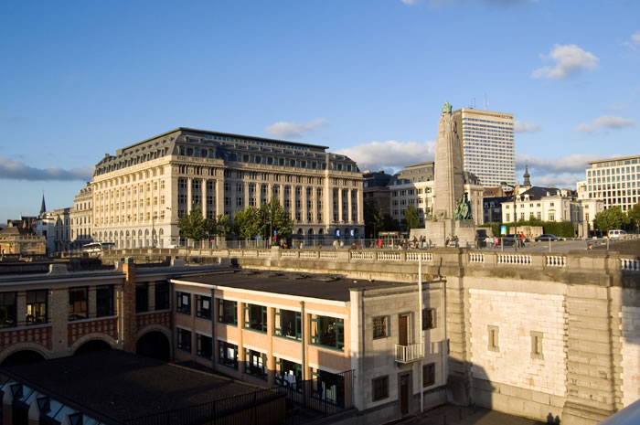 09 GOED-Bildungsreise Bruessel - Stadtrundgang - Beim Justizpalast - DSC_9373